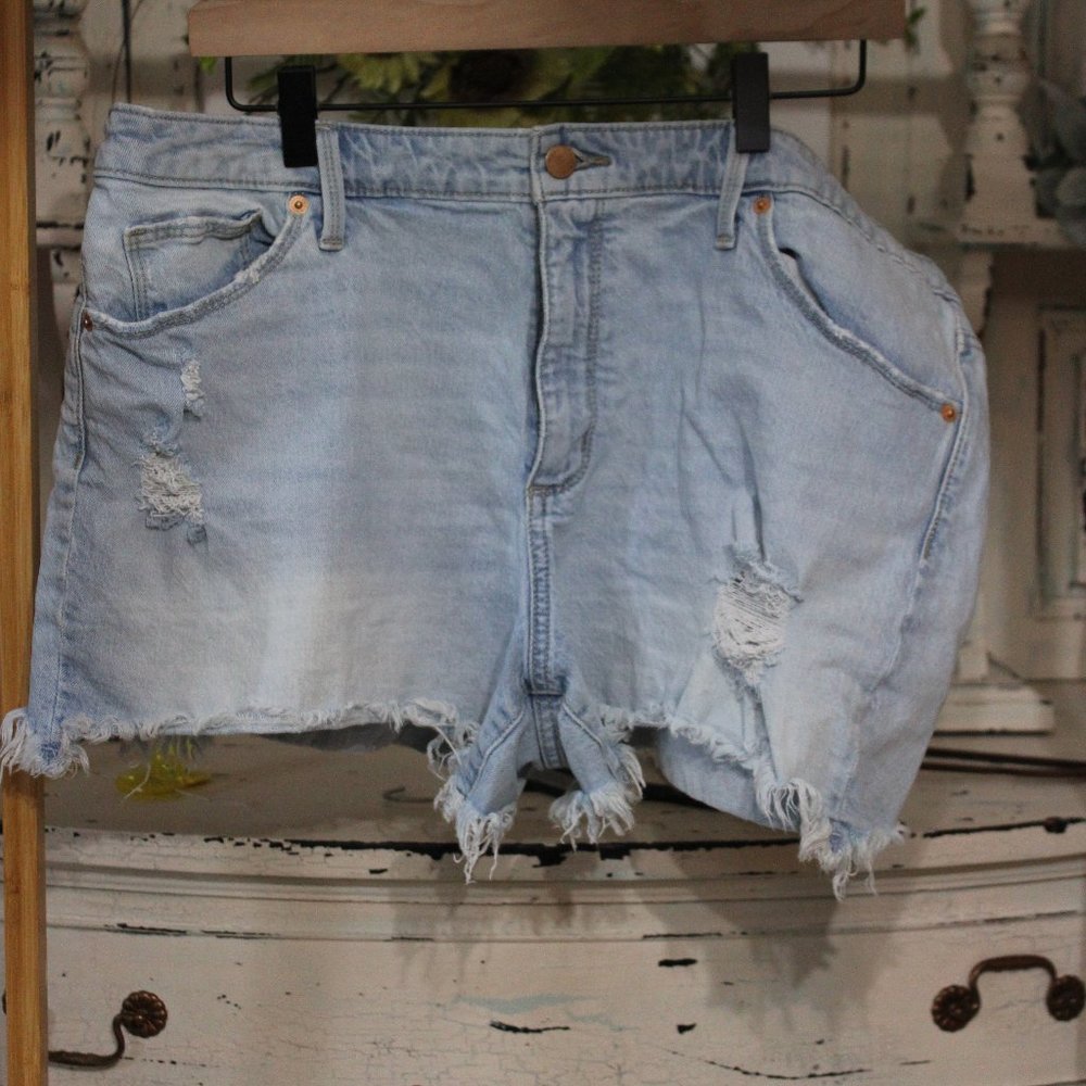 Universal Thread Jean Shorts Distressed High Rise
